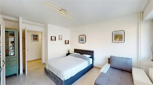 Rooms in Saint-Julien-en-Genevois - photo 2