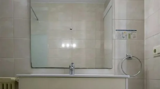 Rooms in Valencia Ciutat Vella - photo 9