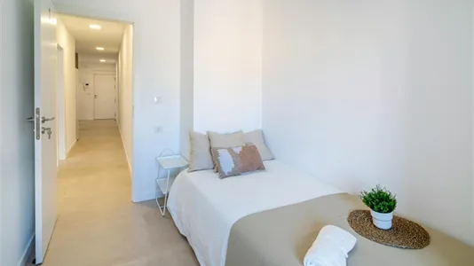 Rooms in Valencia L'Eixample - photo 4
