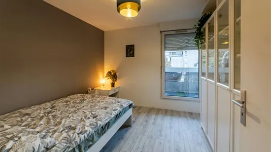 Apartments in L'Haÿ-les-Roses - photo 2