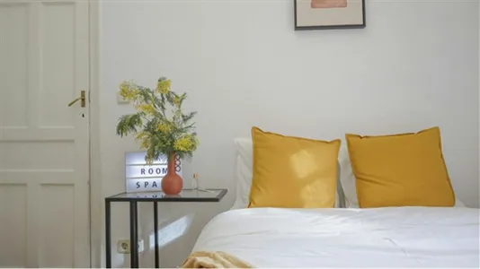 Rooms in Madrid Salamanca - photo 8