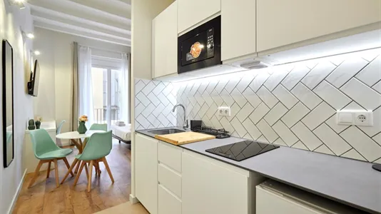 Apartments in Barcelona Ciutat Vella - photo 10