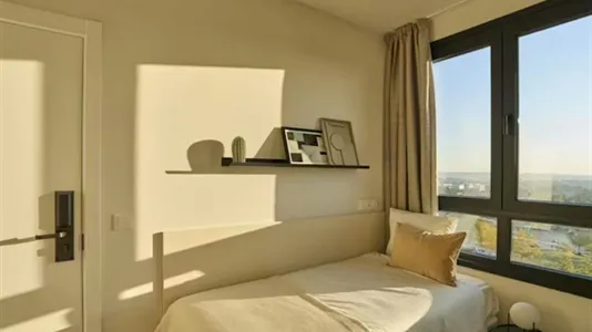 Rooms in Madrid Centro - photo 4