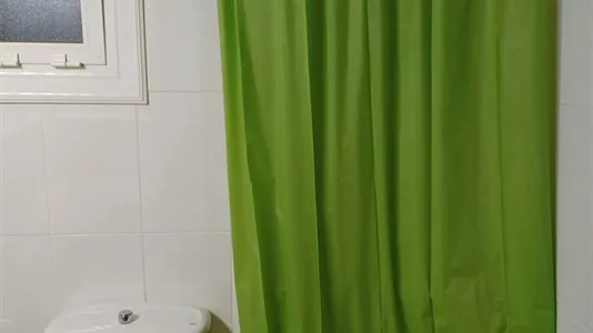 Rooms in Barcelona Sants-Montjuïc - photo 8