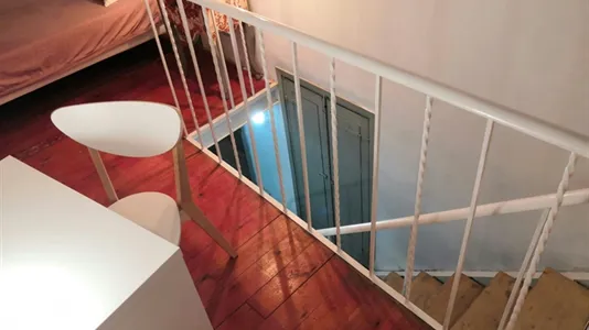 Rooms in Barcelona Ciutat Vella - photo 4