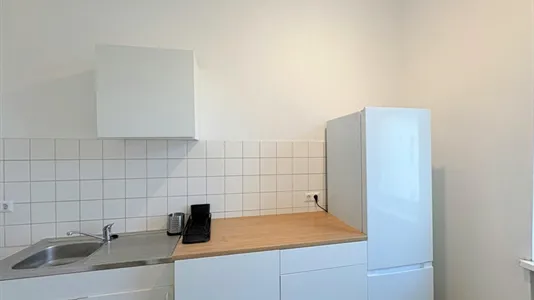 Rooms in Berlin Charlottenburg-Wilmersdorf - photo 10