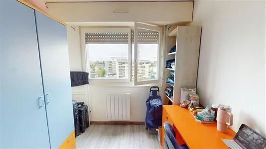 Rooms in Saint-Julien-en-Genevois - photo 3