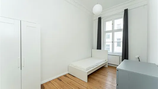 Rooms in Berlin Friedrichshain-Kreuzberg - photo 2