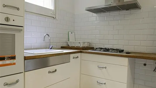 Rooms in Barcelona Eixample - photo 9