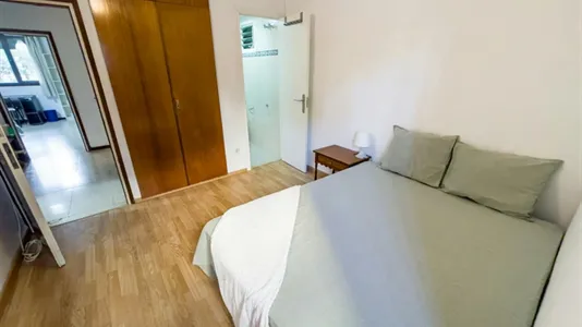 Rooms in Enramadilla - photo 2