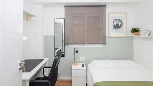 Rooms in Valencia Camins al Grau - photo 1