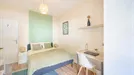 Room for rent, Lisbon (region), &lt;span class=&quot;blurred street&quot; onclick=&quot;ProcessAdRequest(13123275)&quot;&gt;&lt;span class=&quot;hint&quot;&gt;See streetname&lt;/span&gt;[xxxxxxxxxxxxx]&lt;/span&gt;