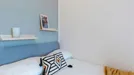 Room for rent, Turin, Piemonte, &lt;span class=&quot;blurred street&quot; onclick=&quot;ProcessAdRequest(9723278)&quot;&gt;&lt;span class=&quot;hint&quot;&gt;See streetname&lt;/span&gt;[xxxxxxxxxxxxx]&lt;/span&gt;