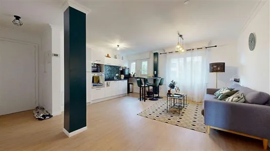 Rooms in Saint-Julien-en-Genevois - photo 7