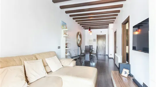 Apartments in Barcelona Eixample - photo 6