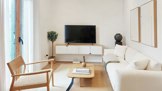Apartments in Barcelona Eixample - photo 2
