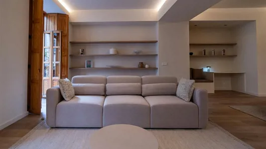 Apartments in Valencia L'Eixample - photo 1