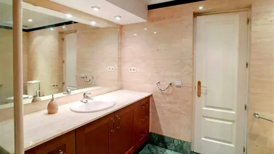 Rooms in Madrid Chamberí - photo 7