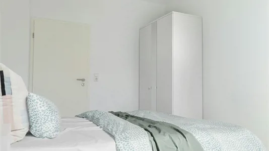 Rooms in Erfurt - photo 2