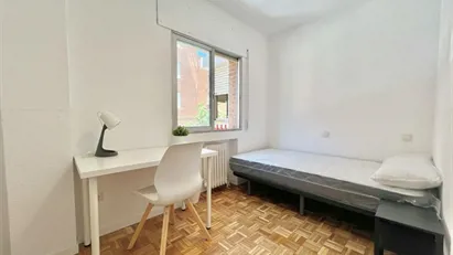 Room for rent in Húmera-Somosaguas-Prado del Rey, Comunidad de Madrid