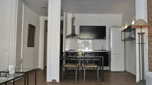 Apartments in Barcelona Ciutat Vella - photo 7