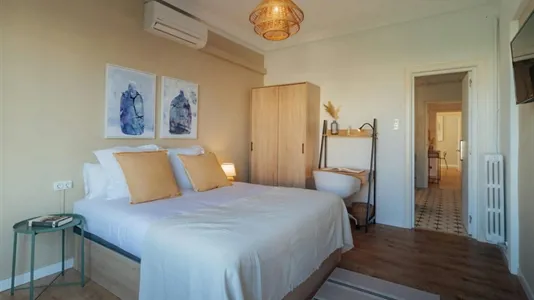 Rooms in Barcelona Eixample - photo 1
