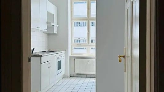 Apartments in Berlin Charlottenburg-Wilmersdorf - photo 3