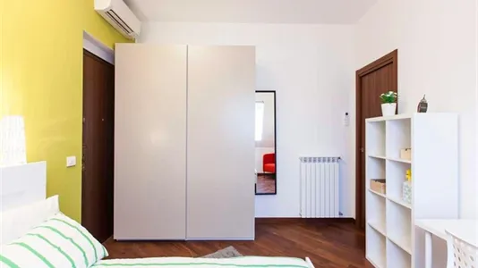 Rooms in Milano Zona 5 - Vigentino, Chiaravalle, Gratosoglio - photo 9