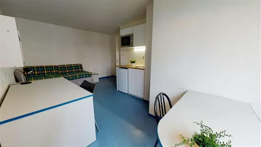 Apartments in Lyon - photo 7