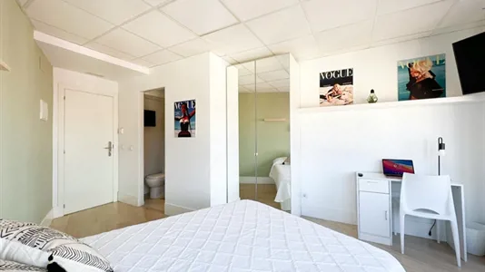 Rooms in Madrid Chamberí - photo 3