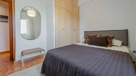 Rooms in Madrid Moncloa-Aravaca - photo 2