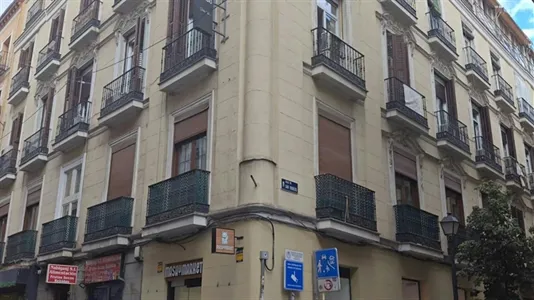 Rooms in Madrid Centro - photo 2