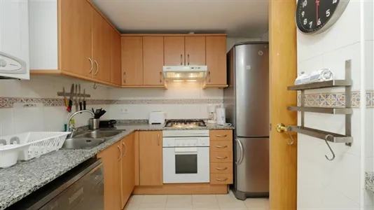 Rooms in Barcelona Ciutat Vella - photo 6