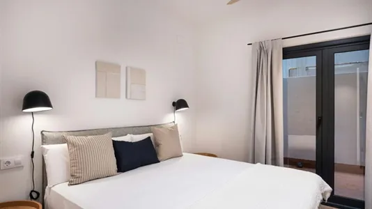 Apartments in Barcelona Eixample - photo 10