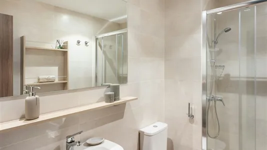 Rooms in Pozuelo de Alarcón - photo 4