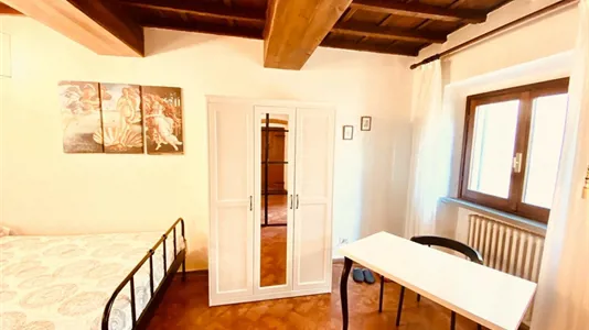 Rooms in Florence - photo 3