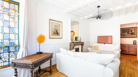 Apartments in Paris 15ème arrondissement - photo 1