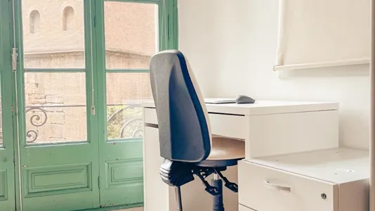 Rooms in Barcelona Ciutat Vella - photo 6