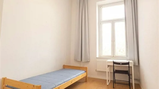 Rooms in Wrocław - photo 2