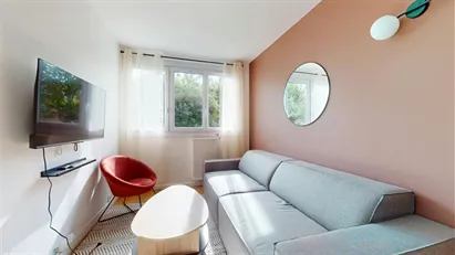 Room for rent in Saint-Denis, Île-de-France