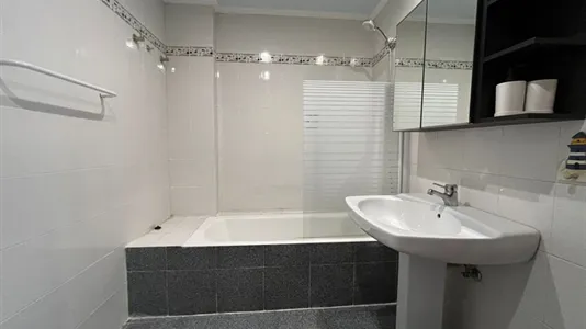 Rooms in Bilbao - photo 10