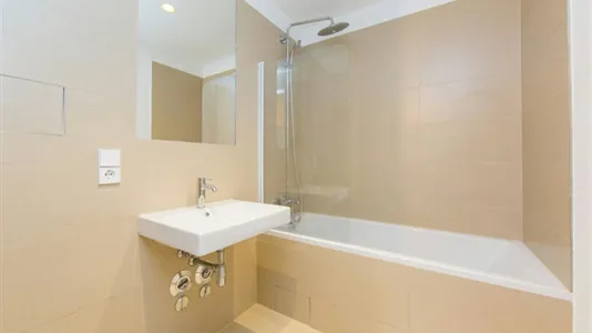 Rooms in Berlin Mitte - photo 9