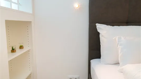 Apartments in Vienna Hietzing - photo 5