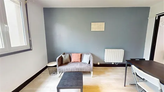 Apartments in Saint-Étienne - photo 4