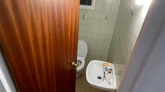 Rooms in Barcelona Eixample - photo 8