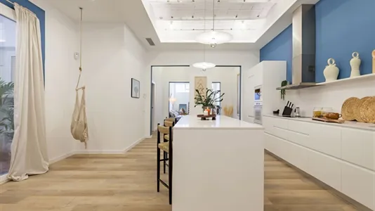 Apartments in Barcelona Eixample - photo 7