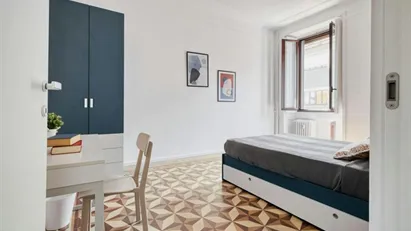 Room for rent in Milano Zona 5 - Vigentino, Chiaravalle, Gratosoglio, Milan