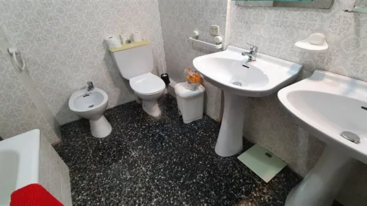 Rooms in Barcelona Les Corts - photo 4