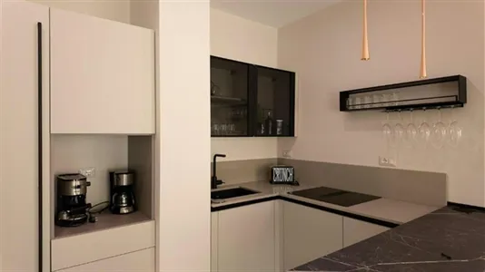 Apartments in Roma Municipio VII – Appio-Latino/Tuscolano/Cinecittà - photo 5