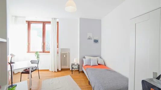 Rooms in Lecco - photo 2